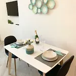 Indipendenza Luxury Lägenhet *