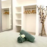 Indipendenza Luxury Lägenhet *