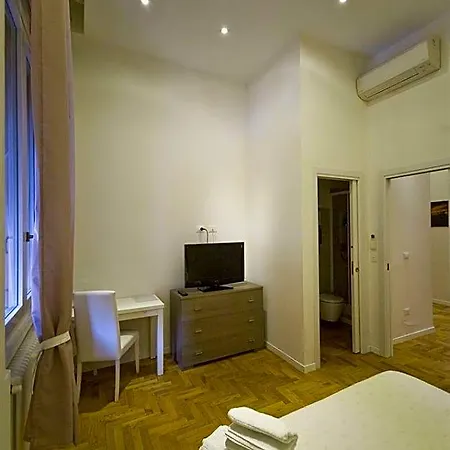 Indipendenza Luxury Apartment *