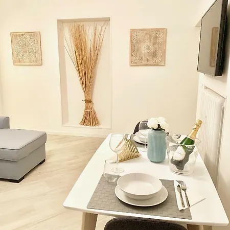 Indipendenza Luxury *