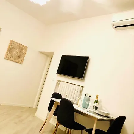 Indipendenza Luxury